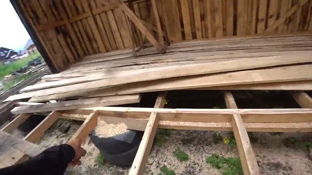 ОДНОСКАТНАЯ КРЫША / Каркасный сарай СВОИМИ РУКАМИ / Гидроизоляция кровли, монтаж обрешетки #ЧУМАЗЫЙ