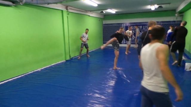 Разминка-в день ног смотреть онлайн