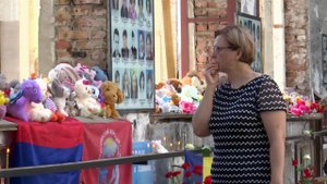 В России вспоминают трагические события в Беслане