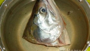 Уха из горбуши с перловкой и сладким перцем