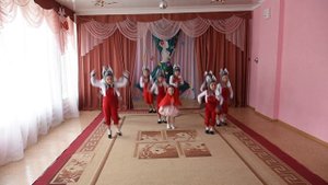 танец "Оладушки  для бабушки", хореограф Волобуева Н.Ф., Курск