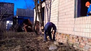 СПИЛИТЬ ДЕРЕВО ТАК, ЧТО БЫ ОНО УПАЛО - ТУДА, КУДА И ПЛАНИРОВАЛИ! ✌?