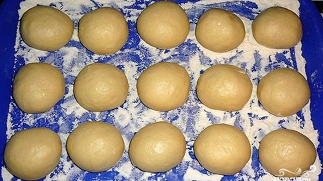 Дрожжевые пончики