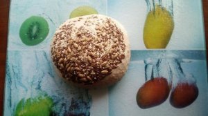 Хлеб на ржаной закваске с семенами льна кунжутом и семечками