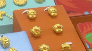 Китайские ювелиры увлекли молодёжь золотом