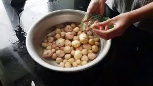 Как быстро почистить молодой картофель!!!! Супер быстрый способ
