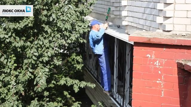 Вынос балкона в Киеве - Балкон с выносом, видео работы | Оконная компания Люкс Окна