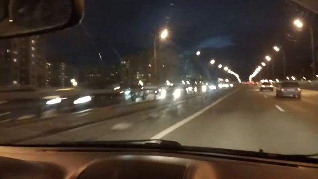 Последствия установки светофора после путепровода на Можайском шоссе в сторону центра смотреть онлайн