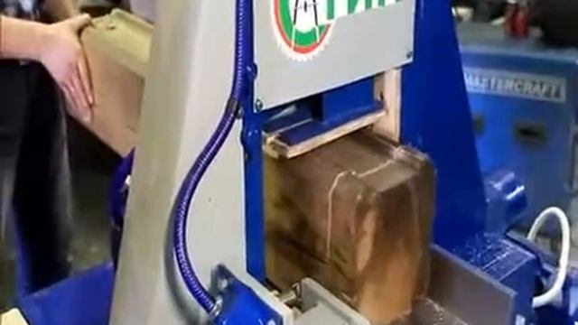 Станок деревообрабатывающий торцовочный СТ10 смотреть онлайн