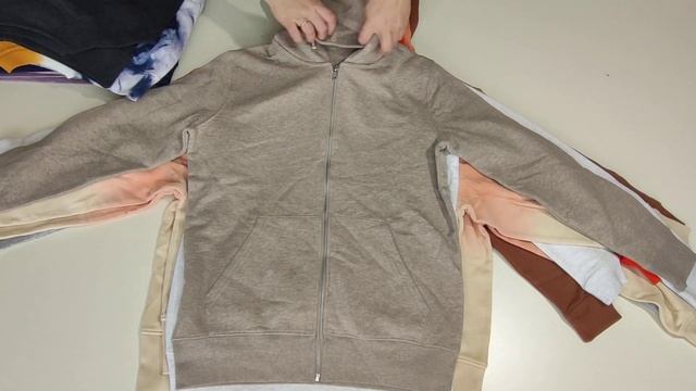 Лот 1639 Сток Толстовки, Свитшоты эко-хлопок Stanley /Stella Бельгия. 1780 руб/кг 8.1кг 15ед смотреть онлайн