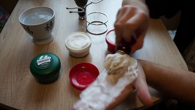 Мыло для бритья Proraso подставка для нескольких помазков смотреть онлайн