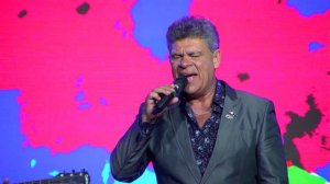 ЖЁЛТЫЙ ЛИСТ УПАЛ НА ЗЕМЛЮ