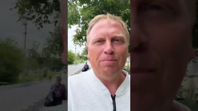 Похожи?