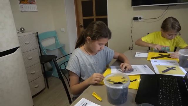 Отличная идея подарка для ребёнка. Бесконечный конструктор "Qbrix скульптор"