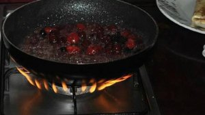 Десерт фламбе