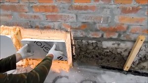 Утепление фундамента пеной и PIR плитой