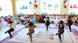 Танец со шляпами прикольно