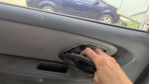 Ford Escape - REAR DOOR PANEL REMOVAL / REPLACEMENT (2001 - 2007)