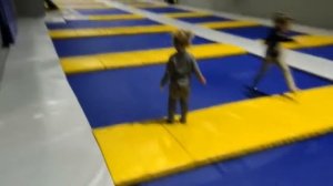 БАТУТНЫЙ ЦЕНТР FLY ZONE КРАСНОДАР КРАСНАЯ ПЛОЩАДЬ