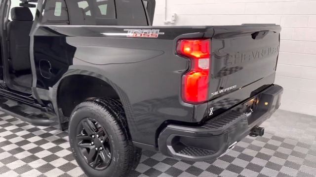2019 Chevrolet Silverado 1500 LT Z71 Trail Boss (XYZ Motors) смотреть онлайн