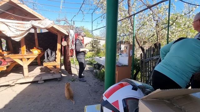 Посадка огорода полным ходом! Мама не дала умереть с голоду) смотреть онлайн