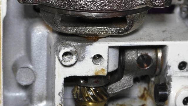 Restauration einer Necchi 559 - Haushaltsnähmaschine - Teil 2 смотреть онлайн