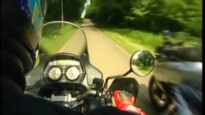 Essais Honda 1000 Varadero et Suzuki 1000 V-Strom - Turbo.fr.