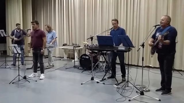 Сказка - гр. Круиз | ВИА Перекрёсток смотреть онлайн