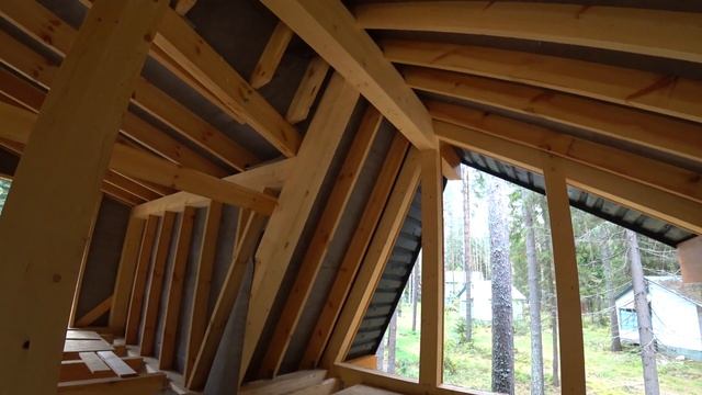 Черный дом с фасадом из необрезной доски в Нижегородской области смотреть онлайн