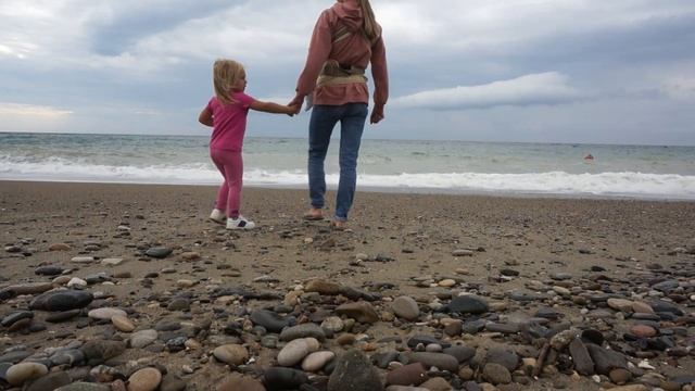 Абхазия. Гуляем, готовим еду, купаемся в море! смотреть онлайн