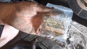 Toyota Sprinter Carib Как избавиться от грохота тормозных колодок [успокоители] #toyota #тормоза