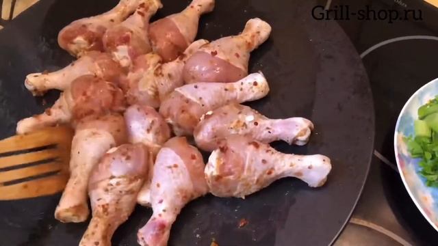 Рецепт куриных голеней с овощами на садже Forester?