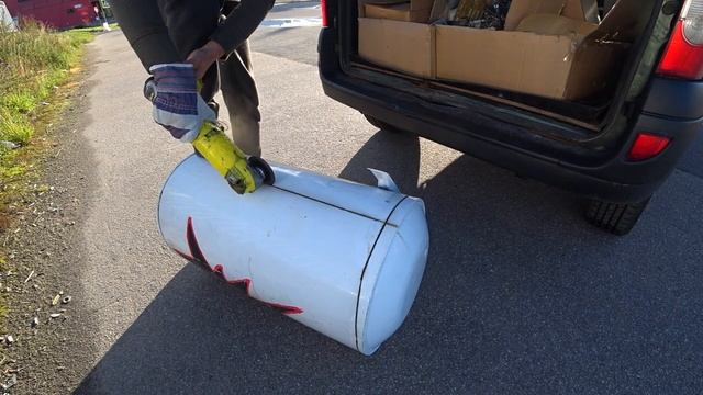 РАЗБИРАЮ ВОДОНАГРЕВАТЕЛЬ НА ЛОМ|СКОЛЬКО ЖЕЛЕЗА В ВОДОГРЕЕ?| КАК БЫСТРО РАЗОБРАТЬ ВОДОНАГРЕВАТЕЛЬ смотреть онлайн