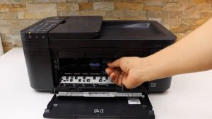 Canon Pixma TR4640 Ink Cartridge Replacement Video.