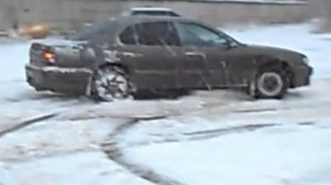 NISSAN MAXIMA QX A32 3 0 V6 193 л с