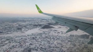 Посадка в Новосибирске Boeing 737-800 S7 Airlines