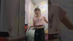 только в кожаных штанах??