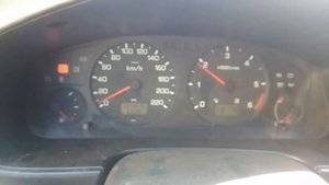 nissan primera P11 CD2.0T  не сразу скидывает обороты.