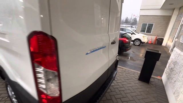 2023 Ford E-Transit смотреть онлайн