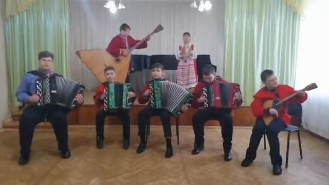 Ансамбль Гармоника Веселые поросята Ю Гаврилов смотреть онлайн