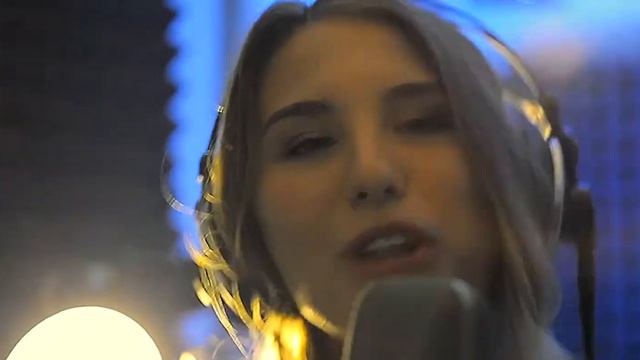 Очень красивый cover Zivert Beverly Hills. Самые лучшие каверы российских звезд