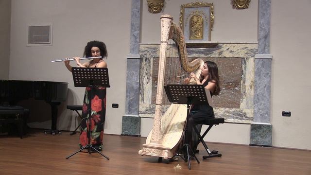 Marc Berthomieu, Cinq Nuances, Agnese Contadini harp and Jessica Gabriele flute смотреть онлайн