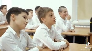 Нашид Аллоху я Аллох красиаы голос Шафи Ашуров