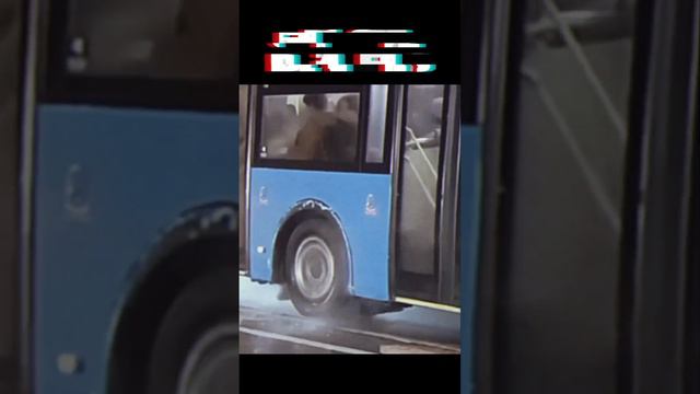 #memphis #memphisrap #groovedealers #meme #bus #drift #burnout #rap