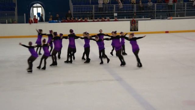 Команда синхронного фигурного катания "Югра" г.Когалым смотреть онлайн