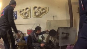 как почистить дымоход петардой