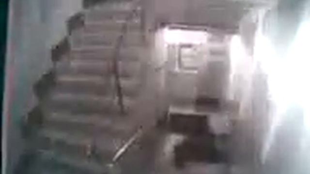 Лестница и мужик смотреть онлайн