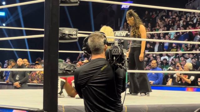Mercedes Moné debuts in AEW and confronts Julia Hart #aew #wrestling #aewdynamite #mercedesmone