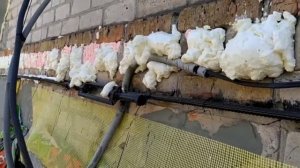 @0086 Отличия клей-пены от монтажной пены: адгезия и объем выхода пены.