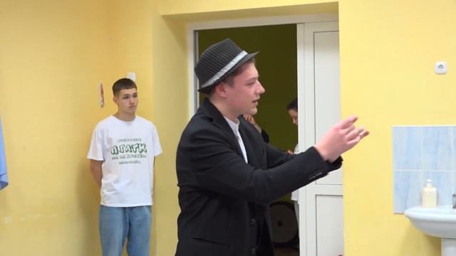 Бескорыстные герои: День добровольцев и его значение смотреть онлайн